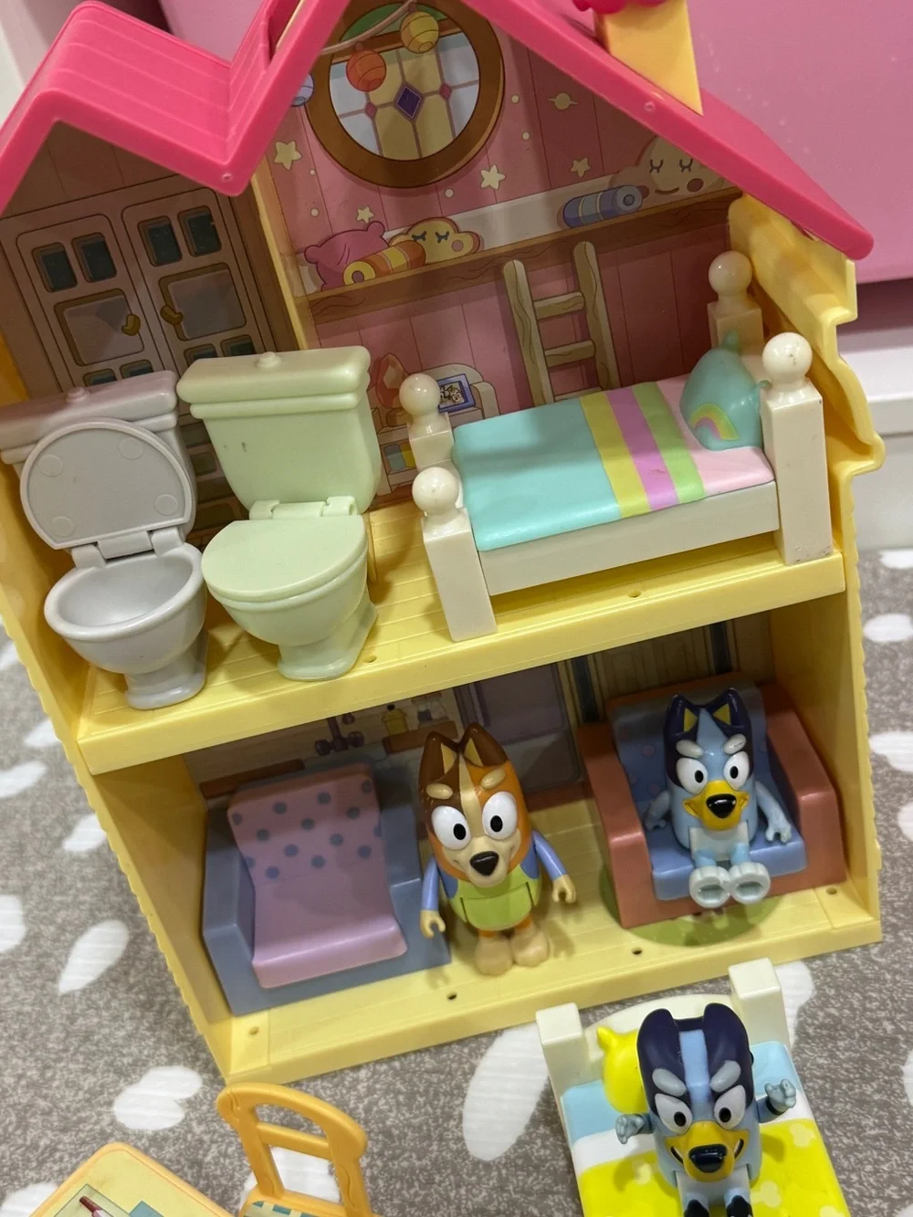 BLUEY Dollhouse playset furniture accessories bingo beds potty figurines toy
